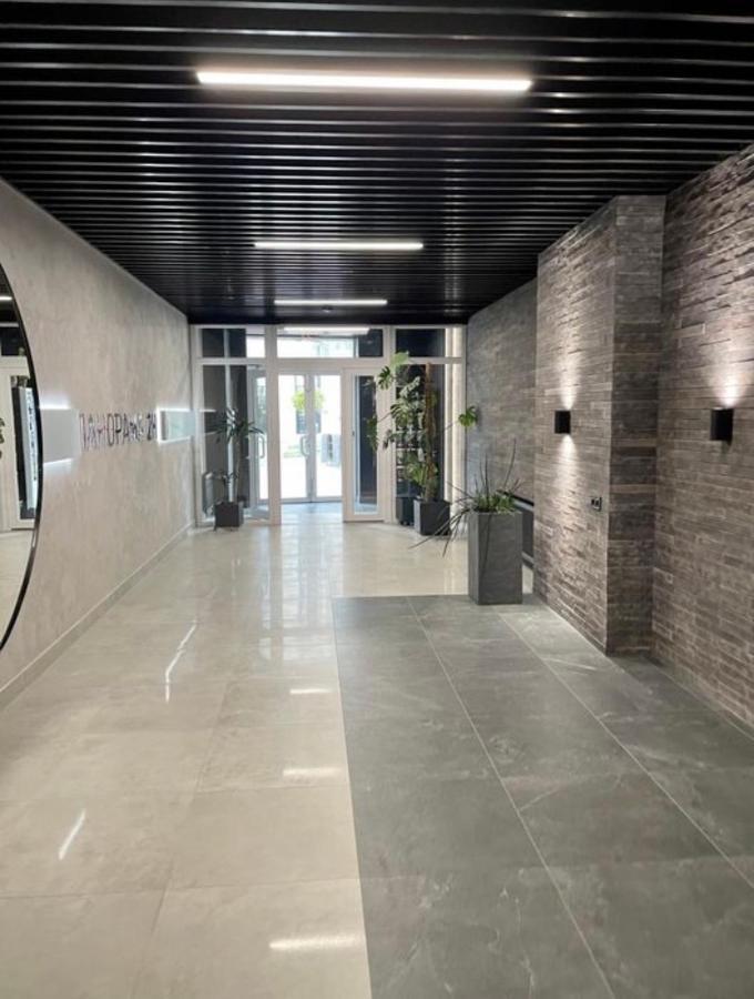 Apartment New Building In Center Dnipro Exterior photo